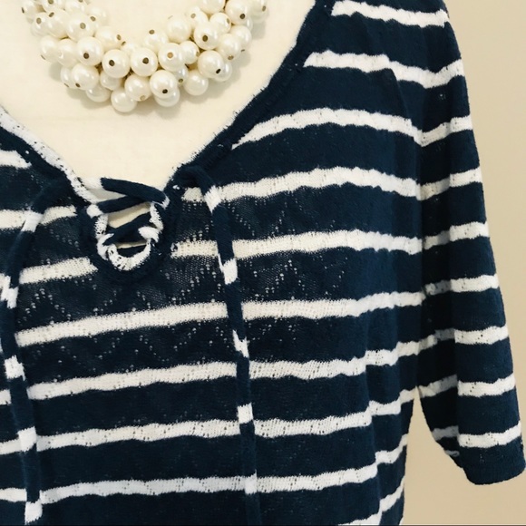 Lucky Brand Tee - Picture 5 of 7